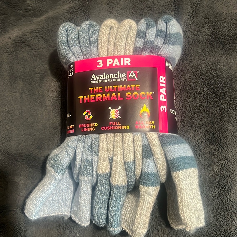 NEW Women's Avalanche Ultimate Thermal Socks 3-Pack